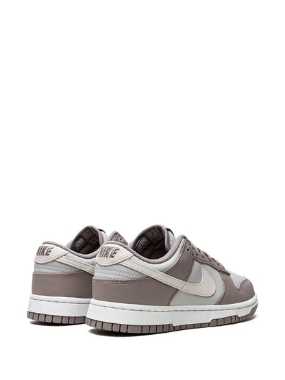 Dunk Low "Moon Fossil"